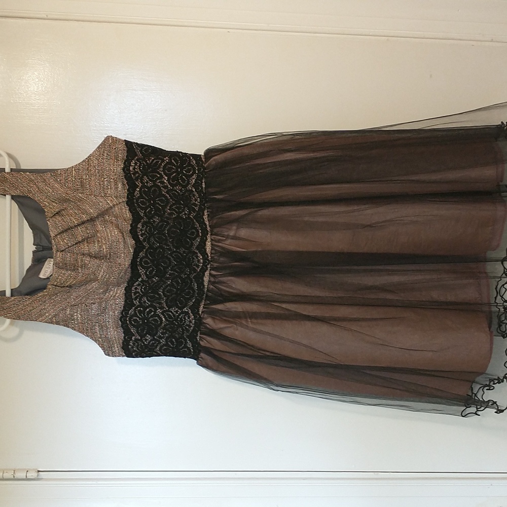 Iris & Ivy Girls Dress - Size 16